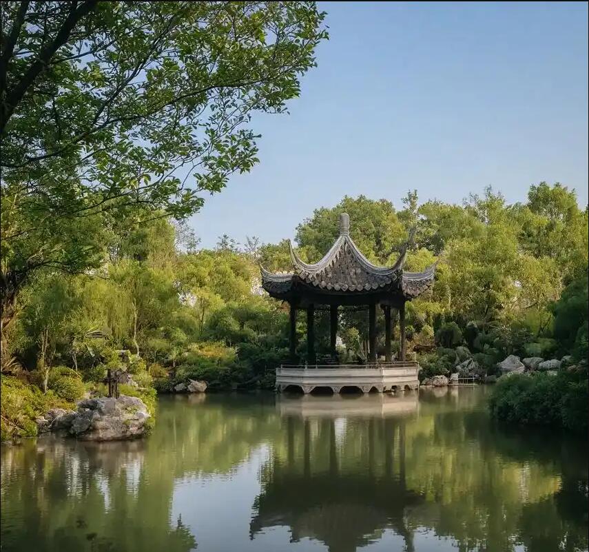 黄山现实餐饮有限公司